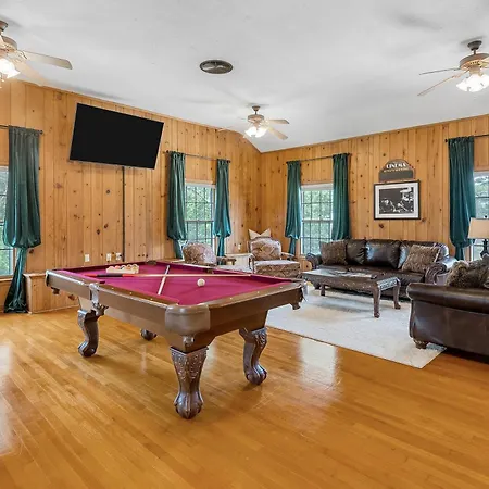 Beland Mansion-Royal Crown Suite! Fort Smith Extérieur photo