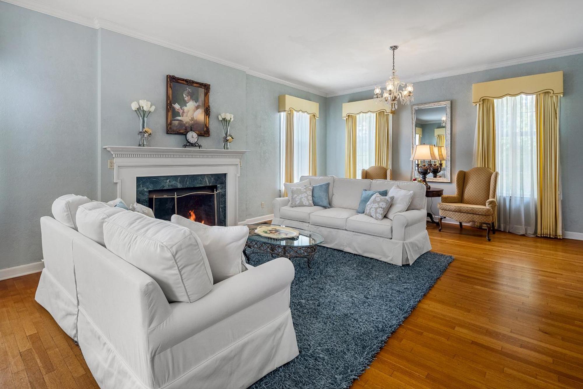 Holiday home Beland Mansion-royal Crown Suite!